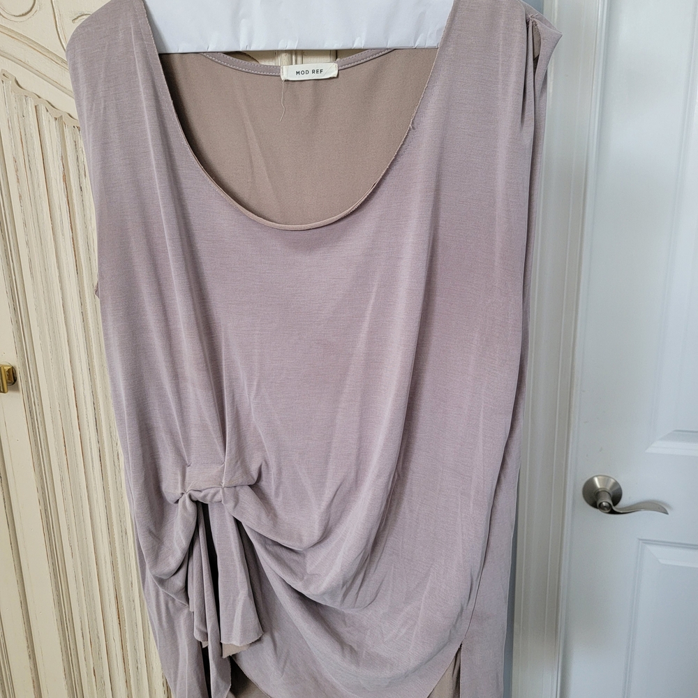 Mod Ref Mauve-Taupe Sleeveless Knot-Front Tank